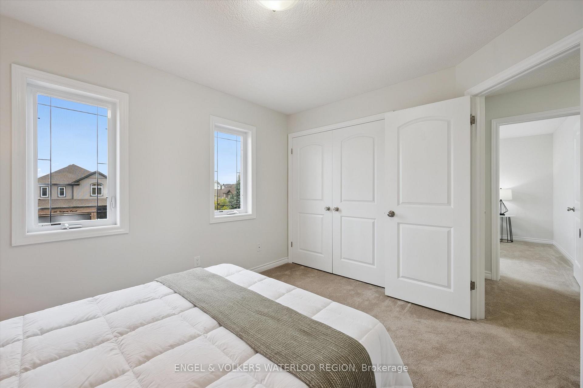 Photo 31 of 329 Westpark Crescent, Waterloo — HOMEH