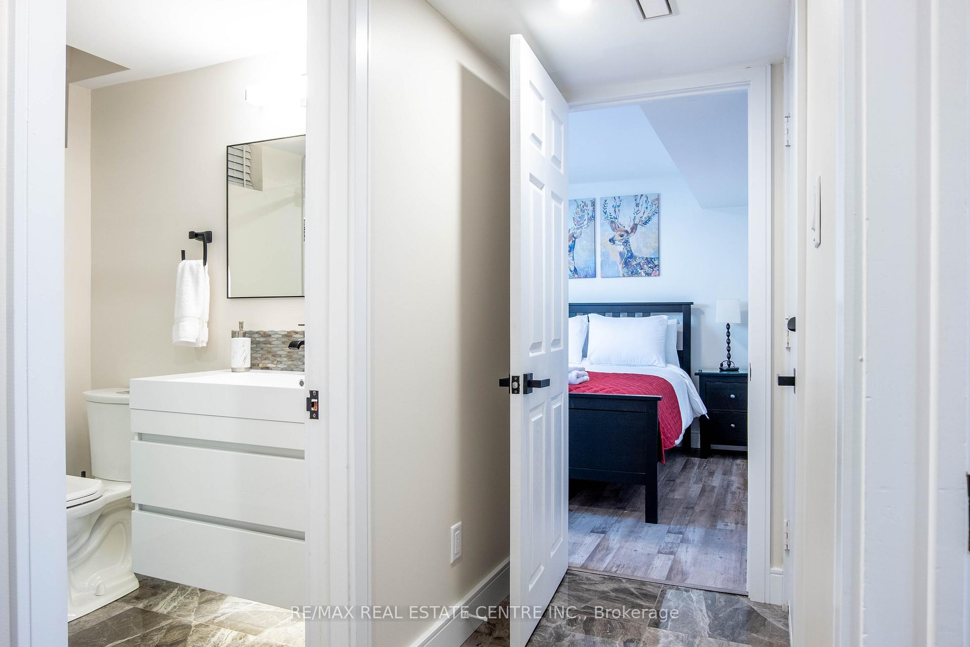 Photo 21 of 363 Wintergreen Drive, Waterloo — HOMEH
