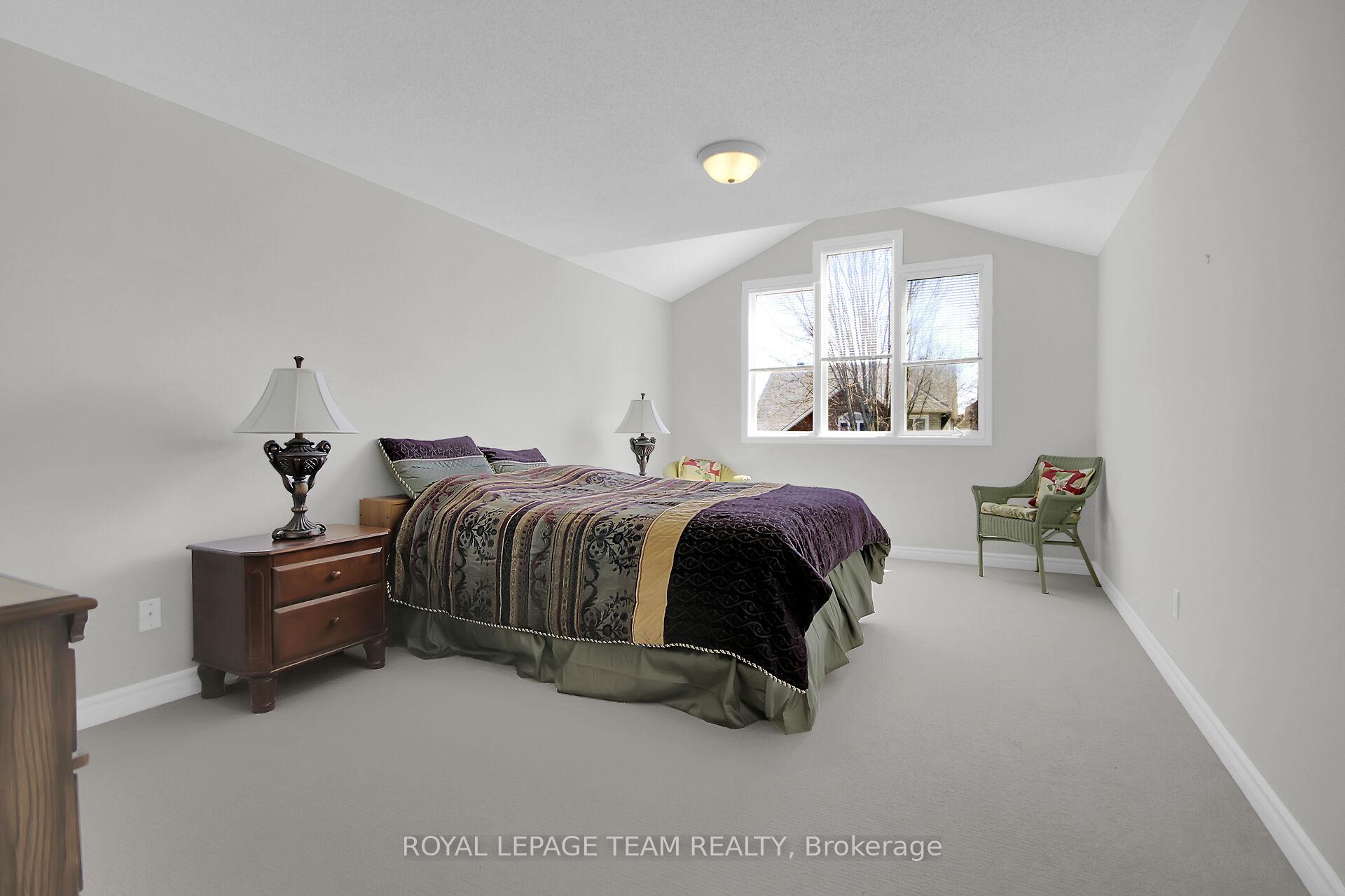 Photo 26 of 19 Athena Way, Ottawa, Barrhaven East — HOMEH