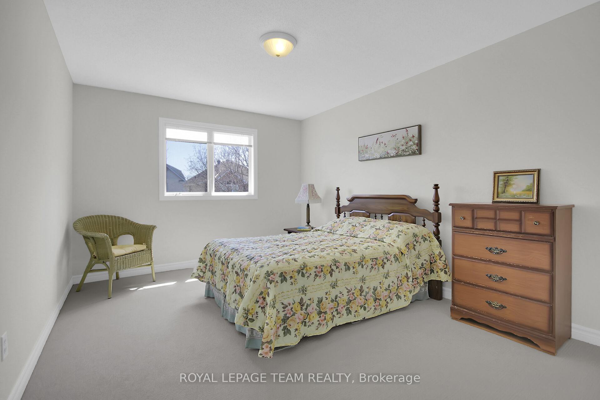 Photo 30 of 19 Athena Way, Ottawa, Barrhaven East — HOMEH