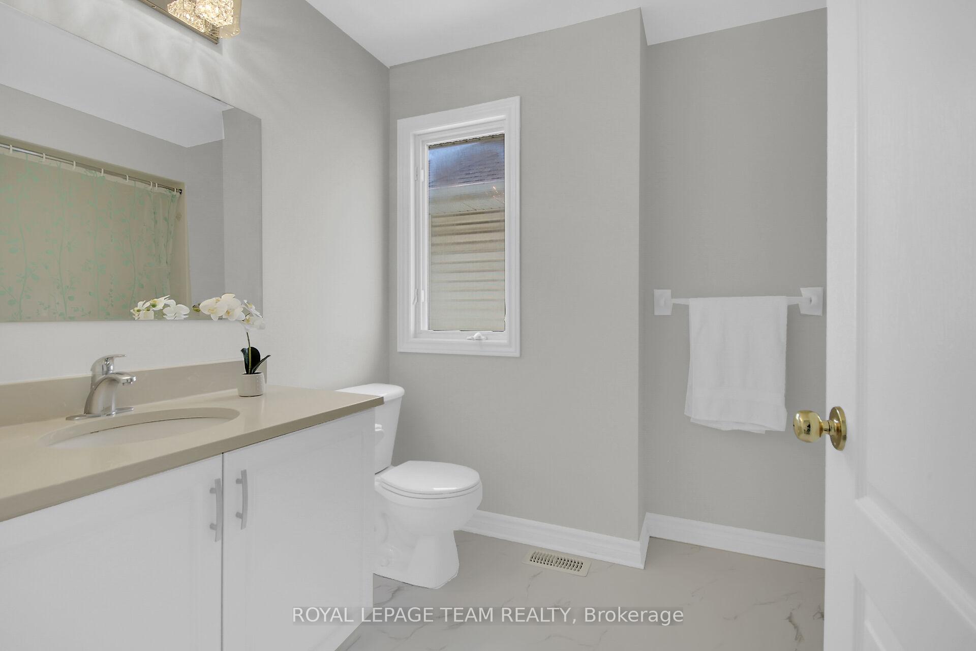 Photo 29 of 19 Athena Way, Ottawa, Barrhaven East — HOMEH