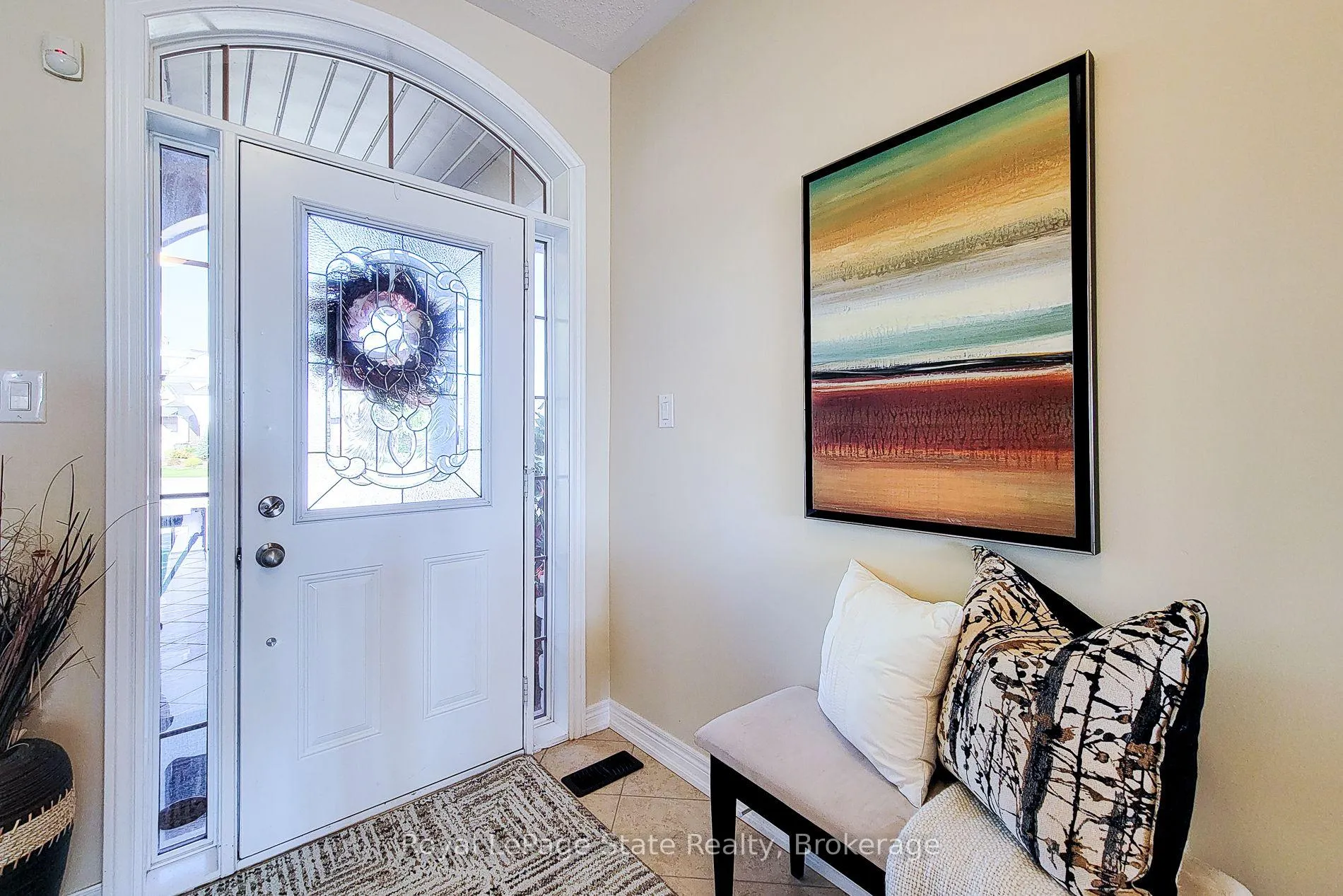 Photo 6 of 115 Turnberry Trail, Welland, Hwy 406/Welland — HOMEH