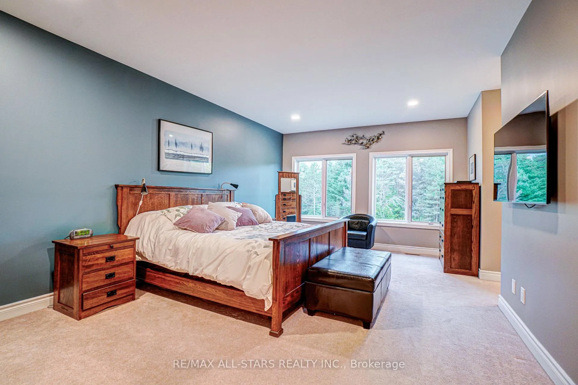 Photo 20 of 210 Ashworth Road, Uxbridge, Rural Uxbridge — HOMEH
