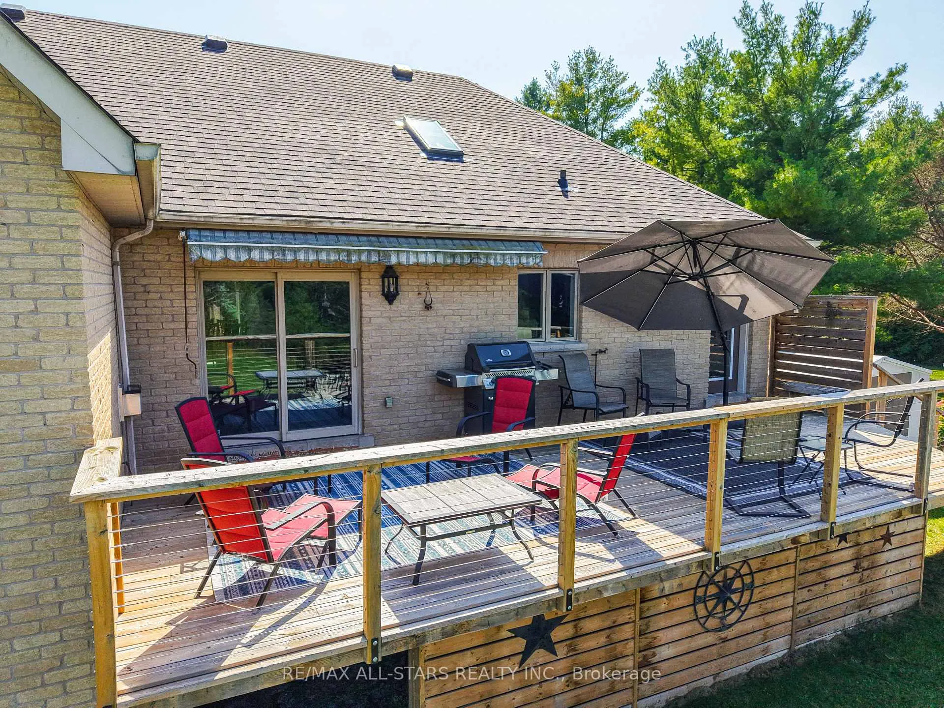 Photo 38 of 210 Ashworth Road, Uxbridge, Rural Uxbridge — HOMEH