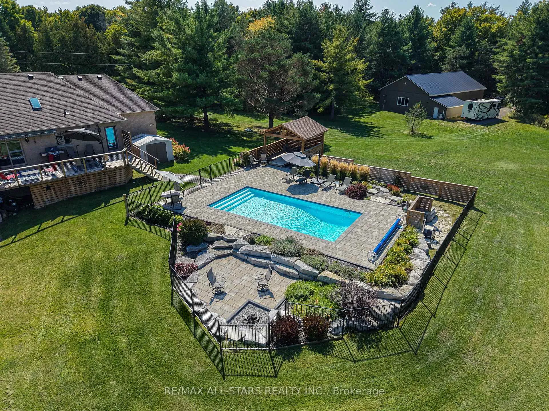 Photo 42 of 210 Ashworth Road, Uxbridge, Rural Uxbridge — HOMEH
