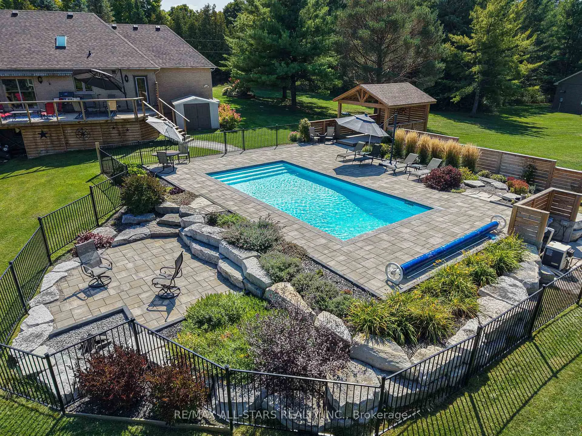 Photo 43 of 210 Ashworth Road, Uxbridge, Rural Uxbridge — HOMEH