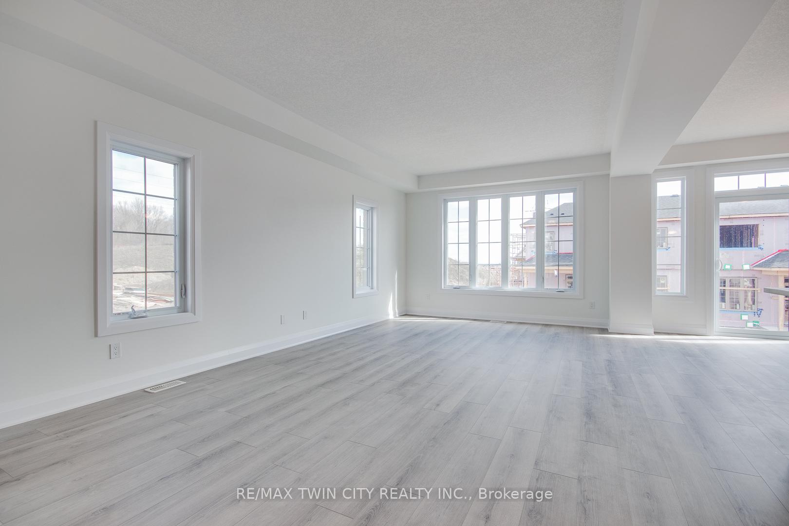 Photo 10 of 307 Raspberry Place, Waterloo — HOMEH