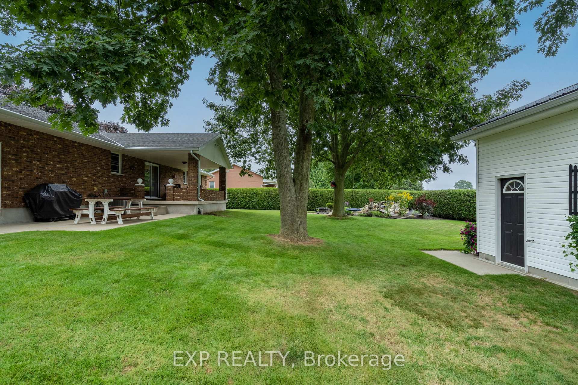 Photo 8 of 23067 Pioneer Line, West Elgin, Rural West Elgin — HOMEH