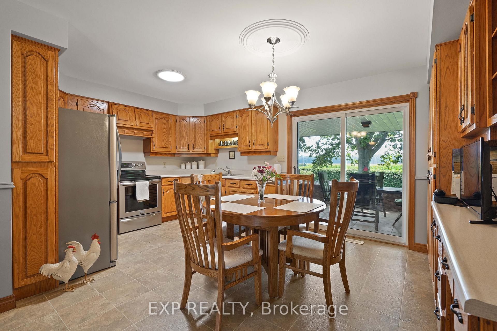 Photo 28 of 23067 Pioneer Line, West Elgin, Rural West Elgin — HOMEH