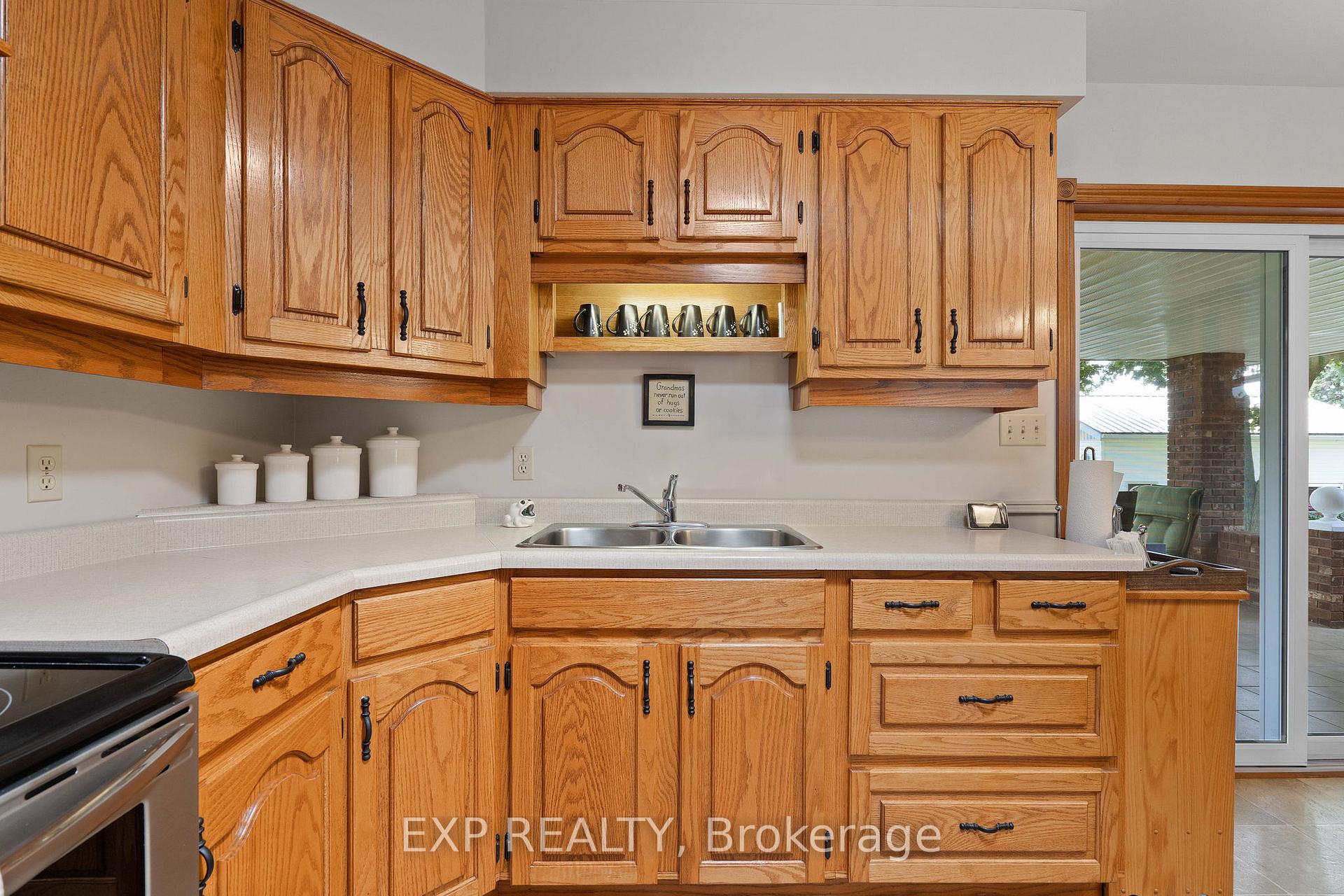 Photo 31 of 23067 Pioneer Line, West Elgin, Rural West Elgin — HOMEH