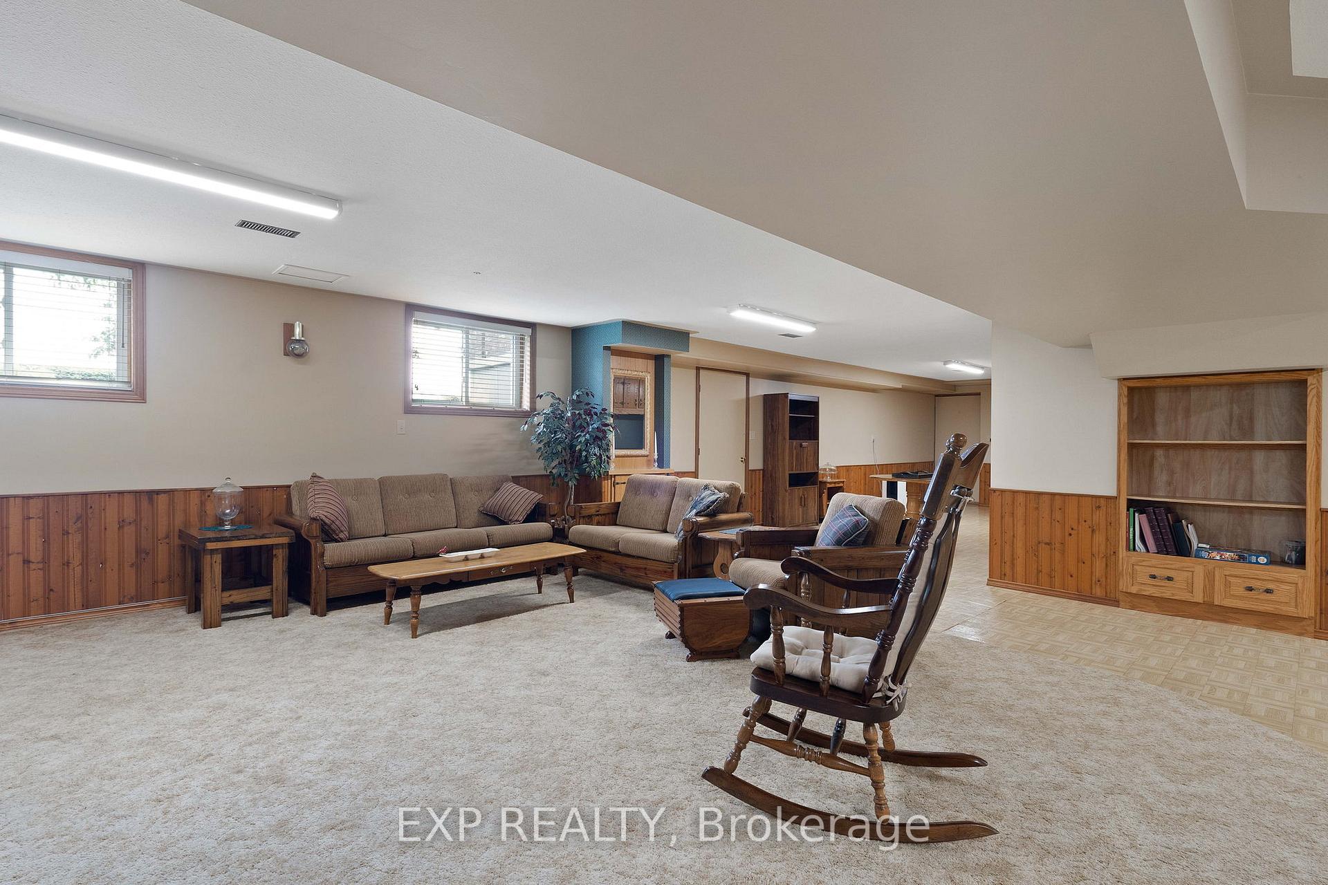 Photo 42 of 23067 Pioneer Line, West Elgin, Rural West Elgin — HOMEH