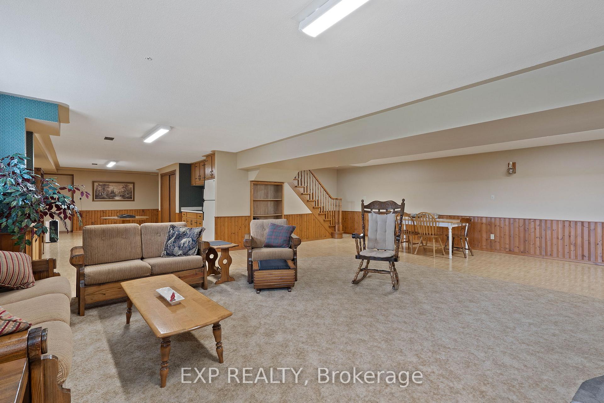 Photo 43 of 23067 Pioneer Line, West Elgin, Rural West Elgin — HOMEH