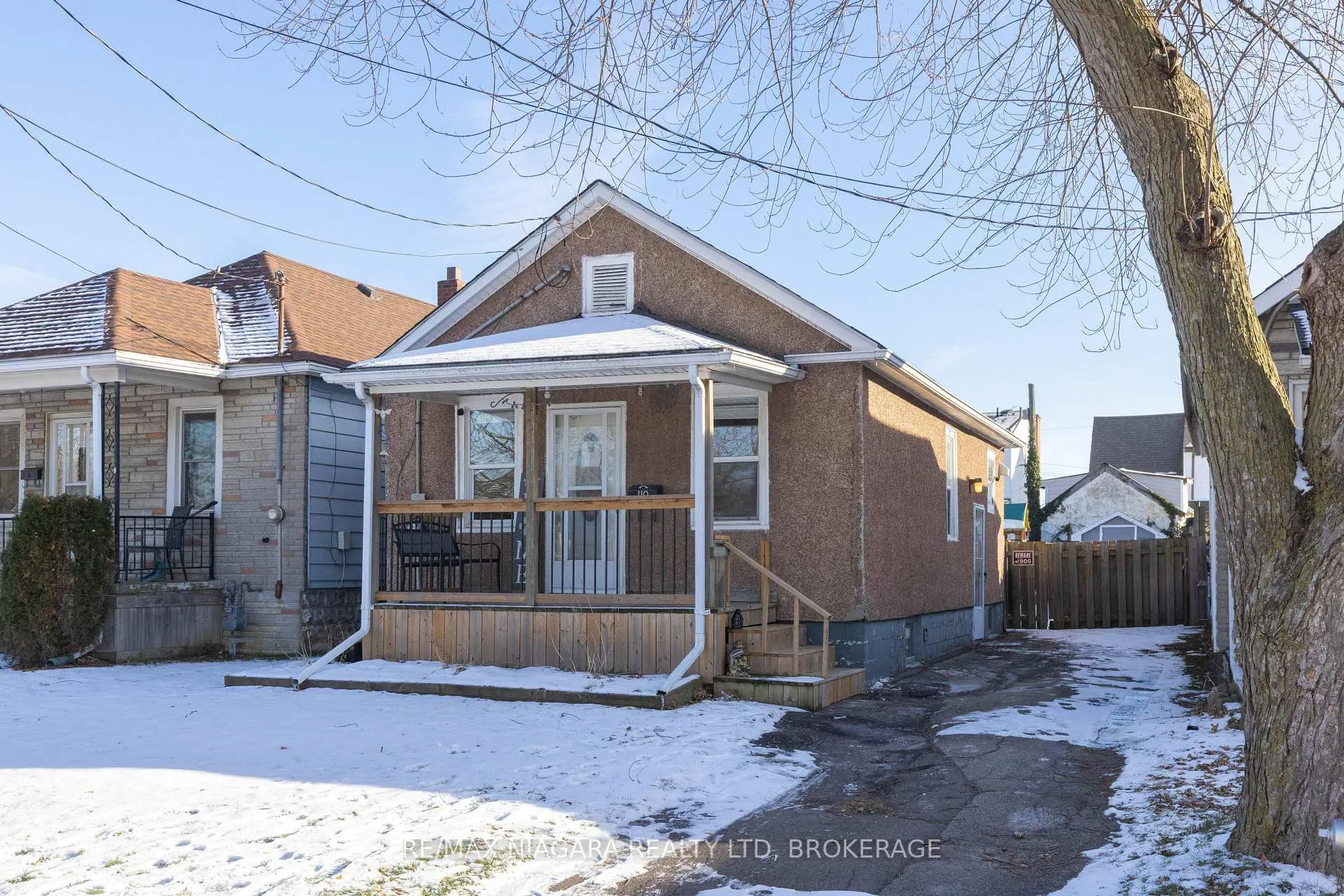 Front of 110 McAlpine Avenue S