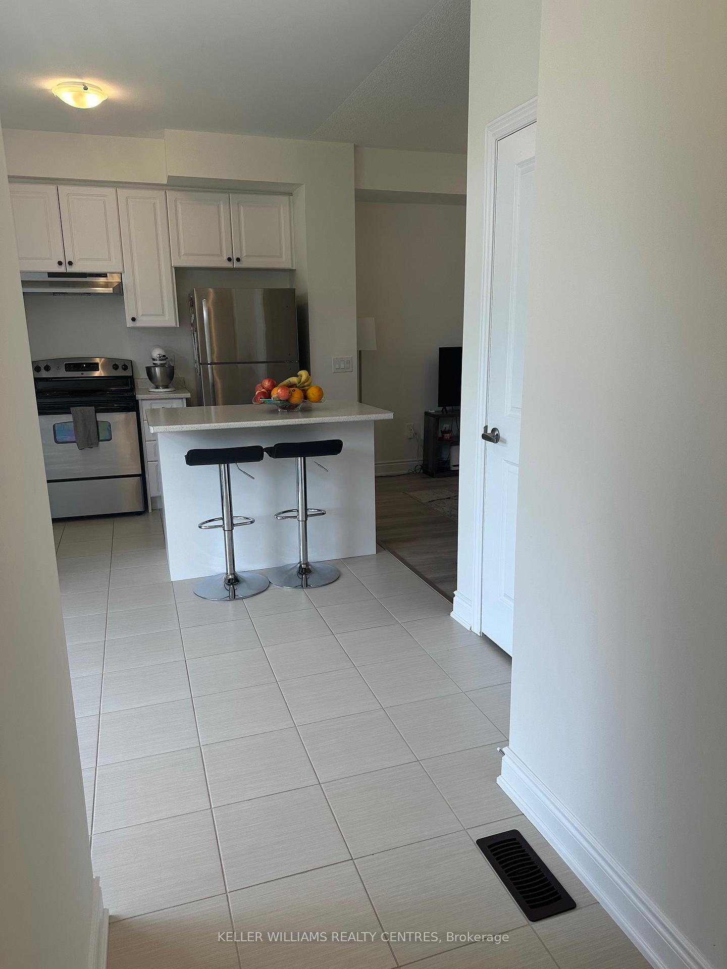 Photo 15 of 58 Stately Drive, Wasaga Beach — HOMEH
