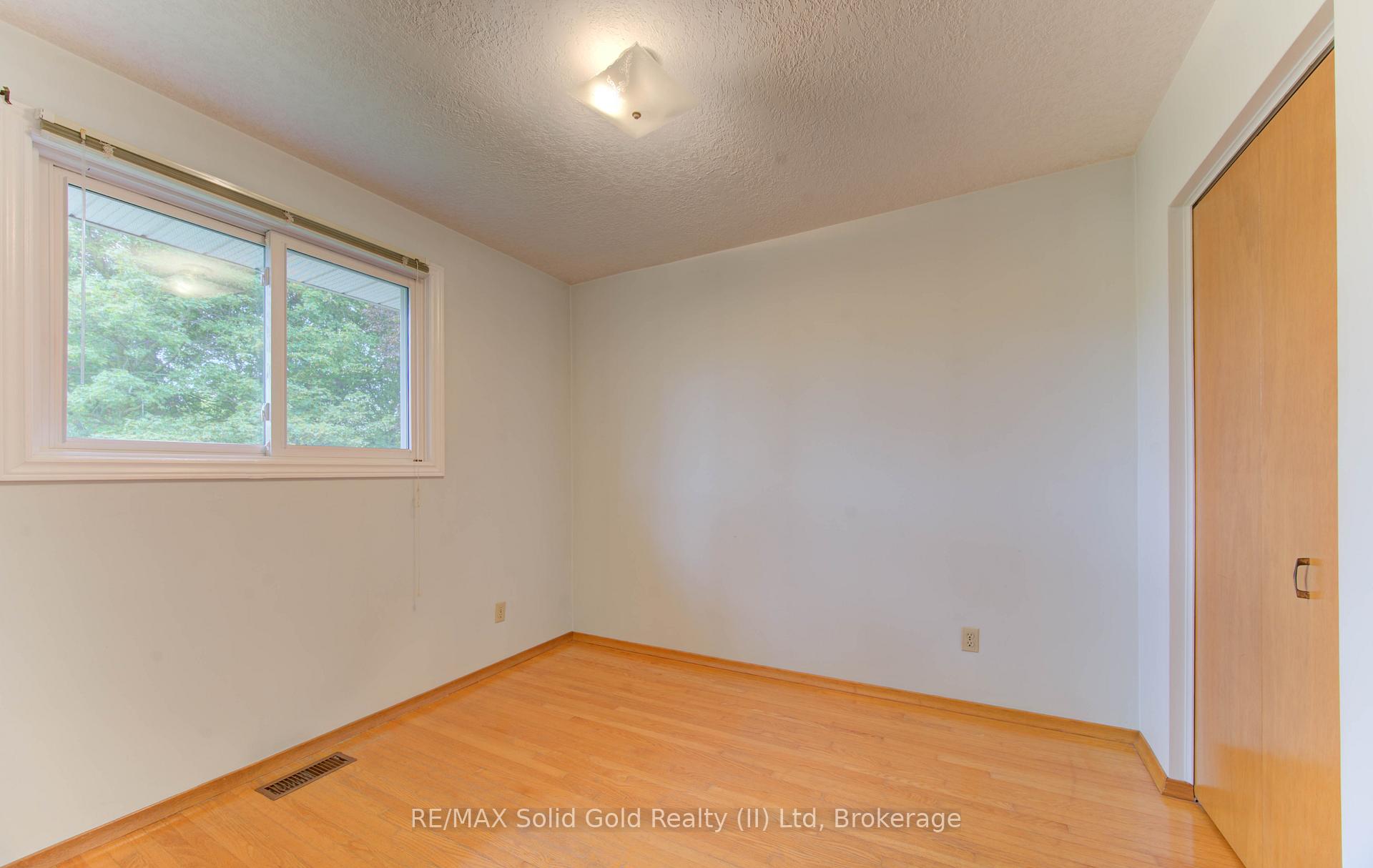 Photo 24 of 269 Grangewood Court, Waterloo — HOMEH