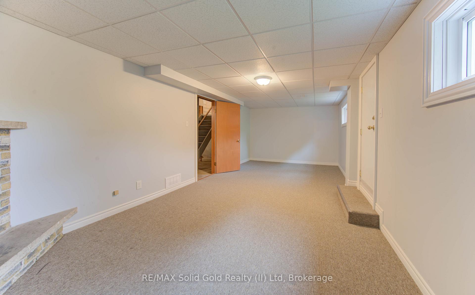 Photo 26 of 269 Grangewood Court, Waterloo — HOMEH