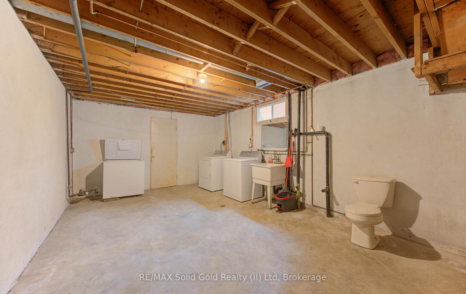 Photo 31 of 269 Grangewood Court, Waterloo — HOMEH