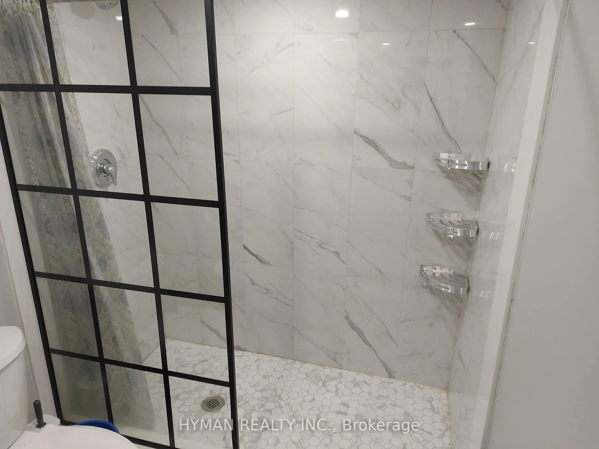 Photo 13 of 52 Bay Hill Drive N, Vaughan, Glen Shields — HOMEH