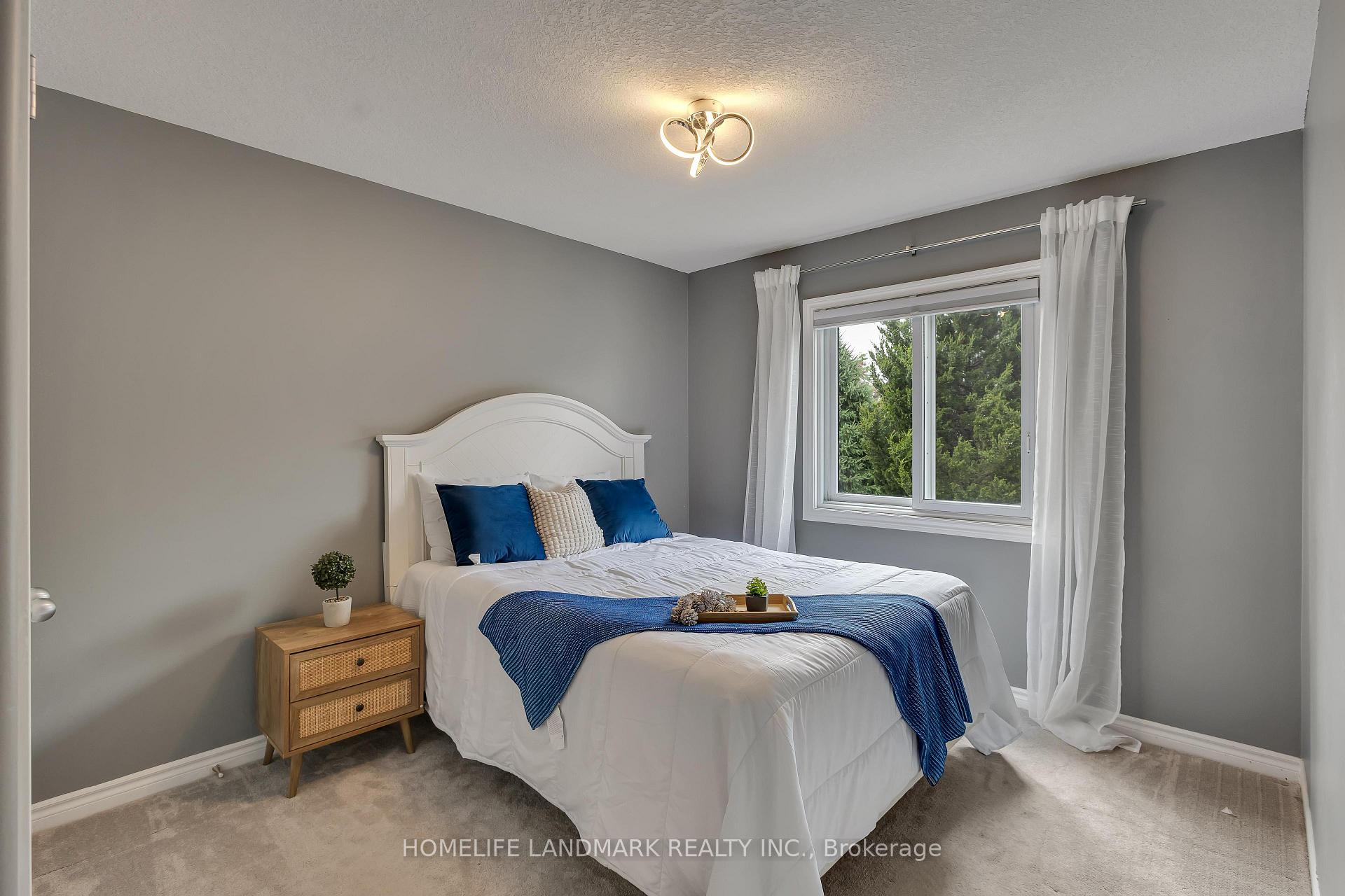 Photo 25 of 517 Yorkshire Drive, Waterloo — HOMEH