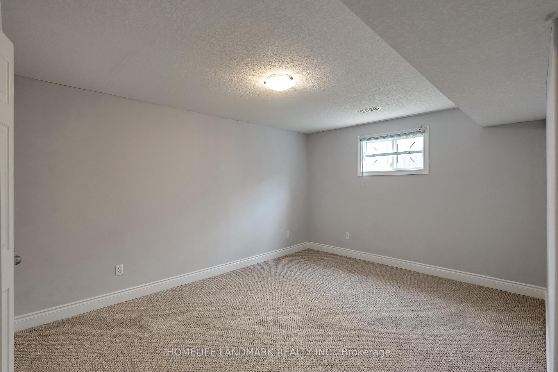 Photo 38 of 517 Yorkshire Drive, Waterloo — HOMEH