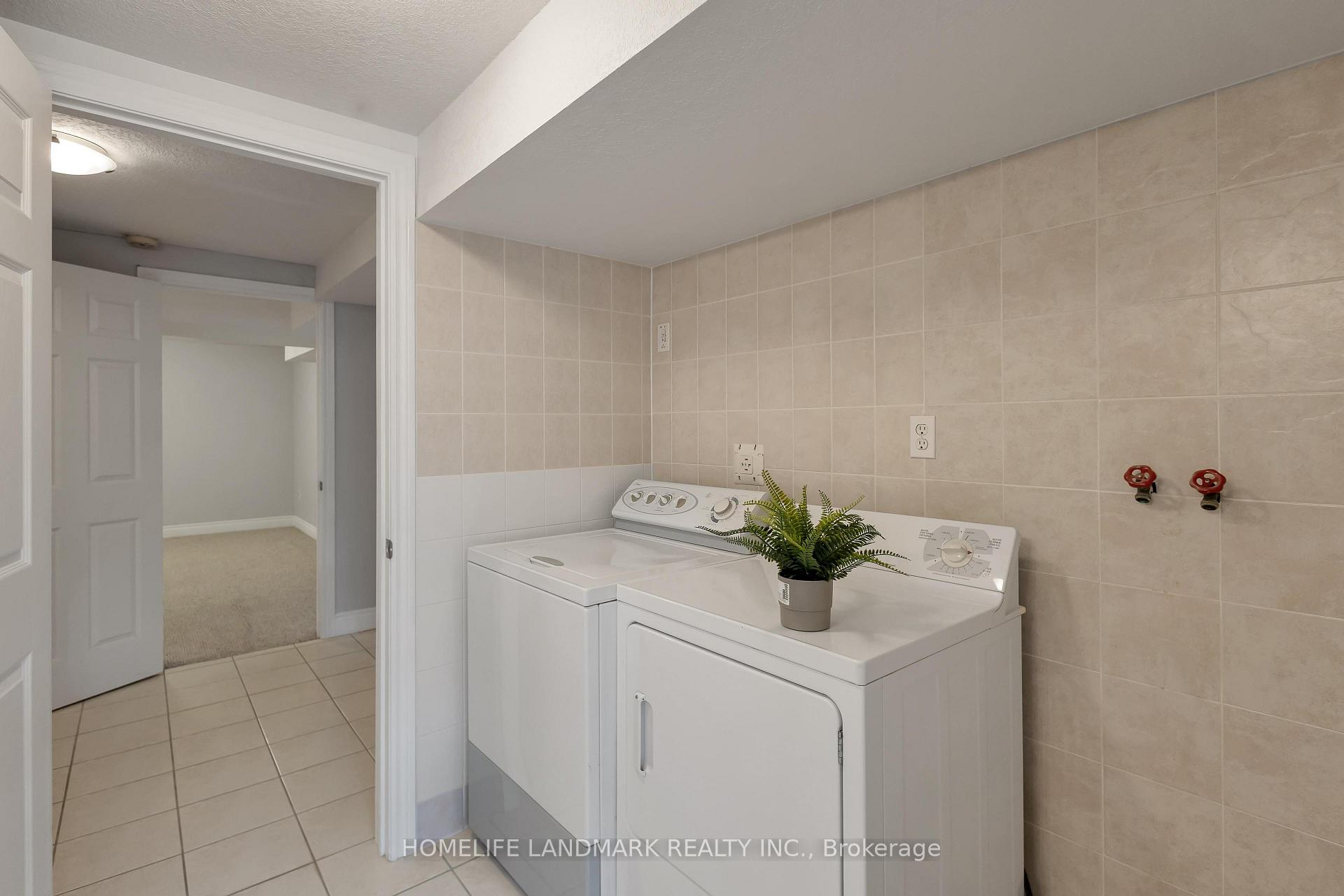 Photo 41 of 517 Yorkshire Drive, Waterloo — HOMEH
