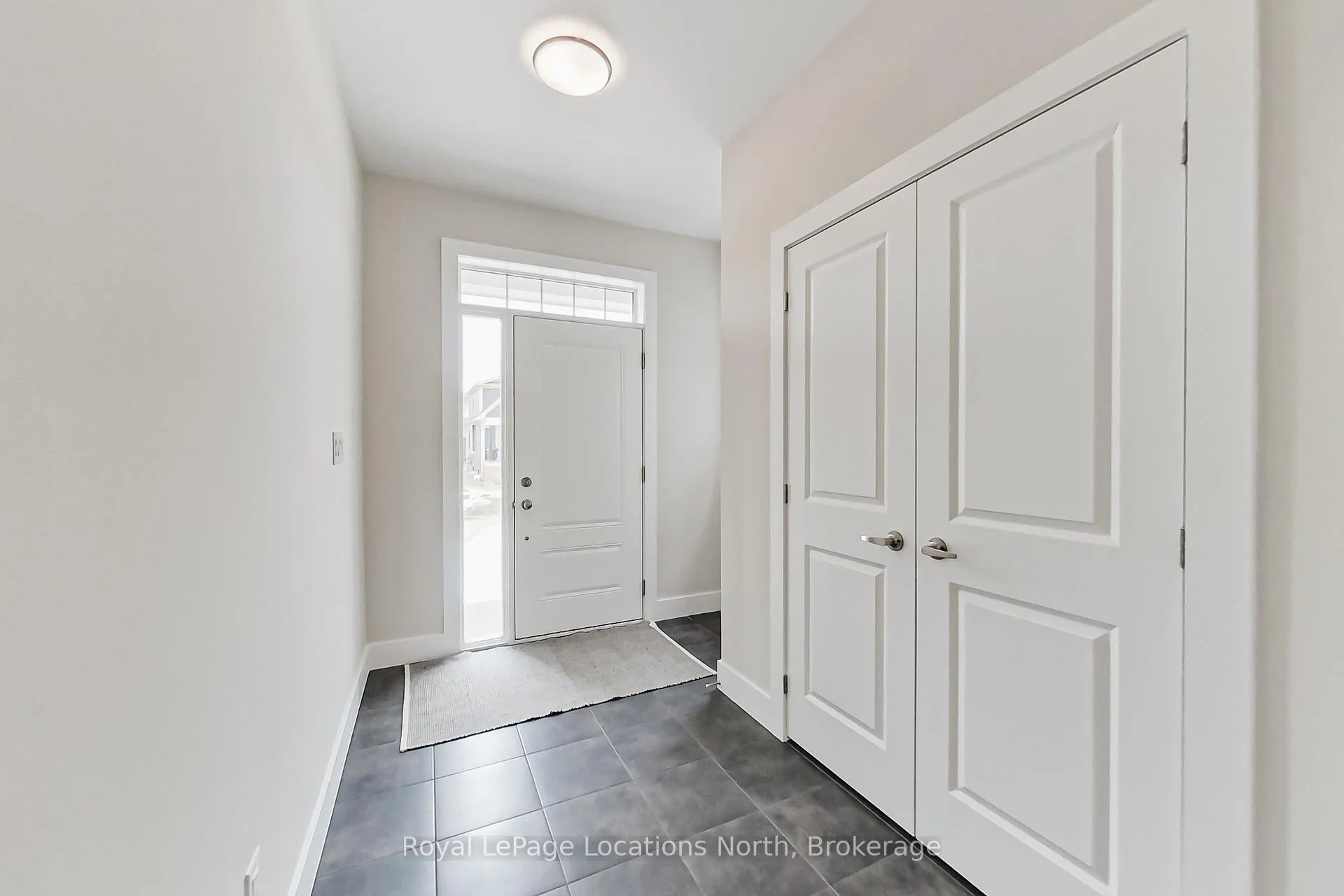Photo 9 of 139 White Oak Crescent, Blue Mountains — HOMEH