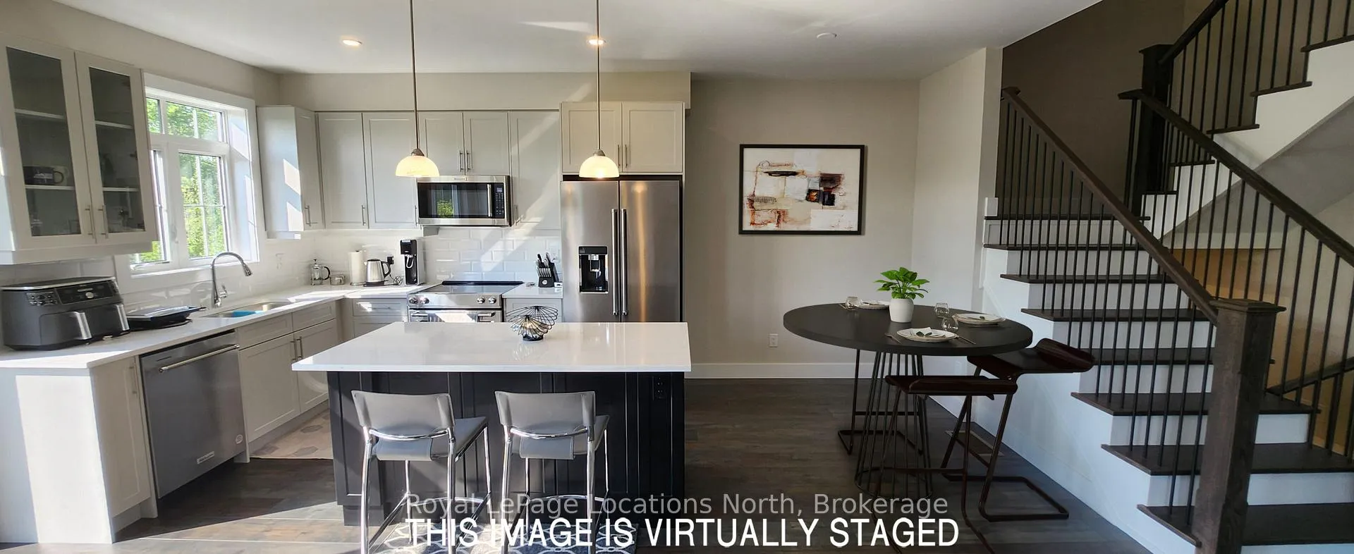 Photo 14 of 139 White Oak Crescent, Blue Mountains — HOMEH