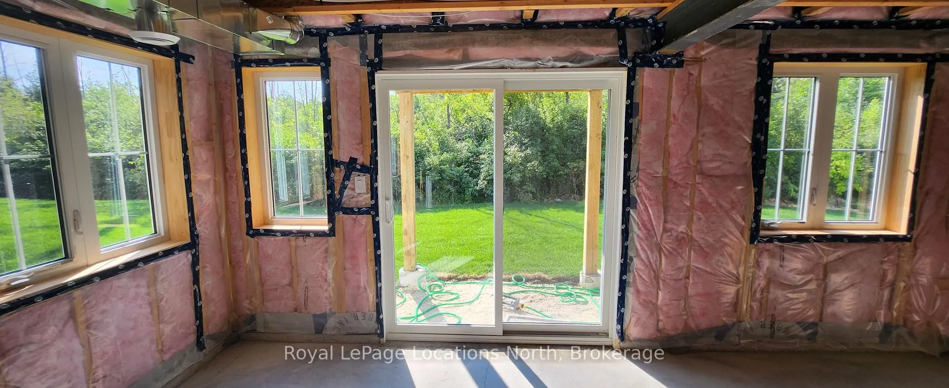Photo 35 of 139 White Oak Crescent, Blue Mountains — HOMEH