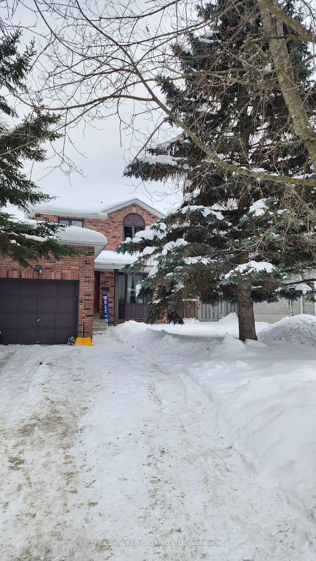 Photo 2 of 7 Pae Drive, Barrie, Painswick North — HOMEH