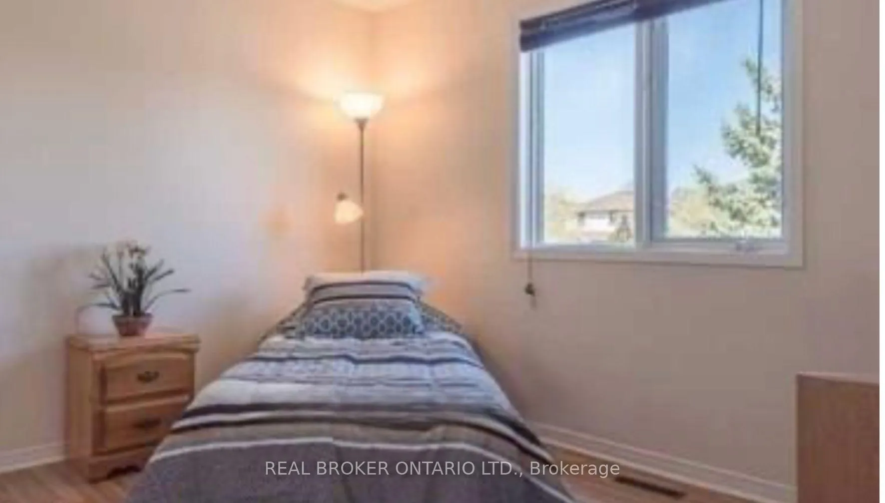 Photo 11 of 7 Pae Drive, Barrie, Painswick North — HOMEH