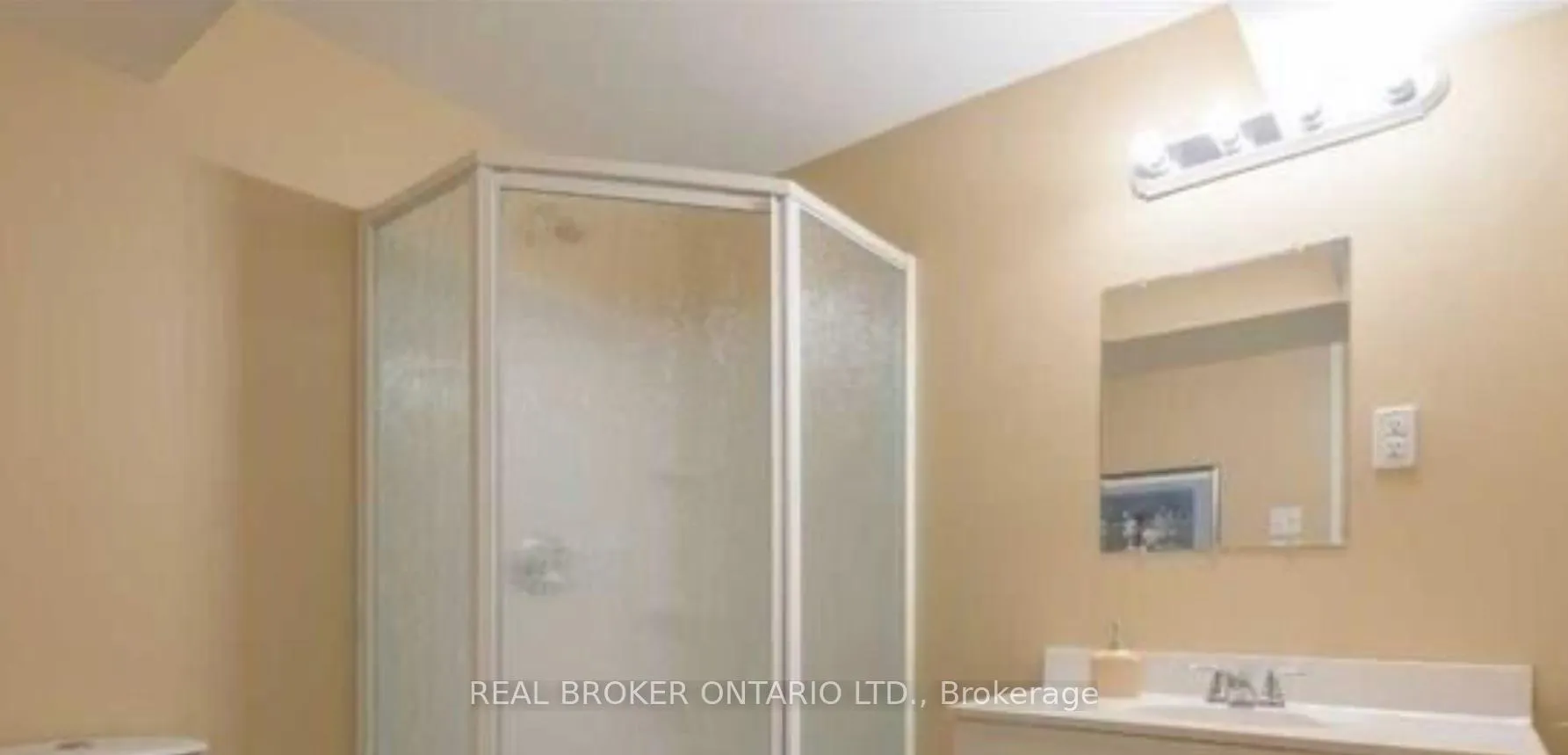 Photo 16 of 7 Pae Drive, Barrie, Painswick North — HOMEH