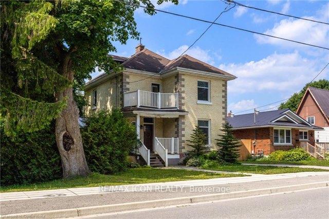Front of 185 Fergus Street S