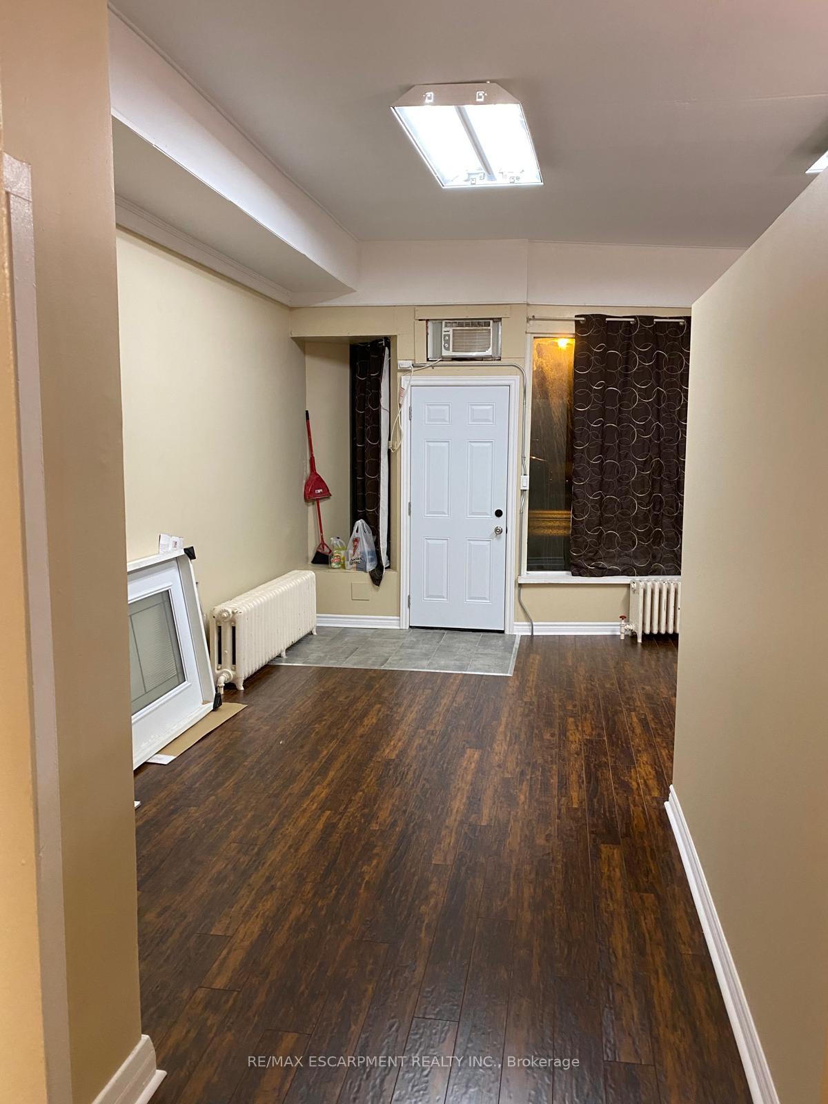 Photo 2 of 264 King Street, Welland, Welland Downtown — HOMEH