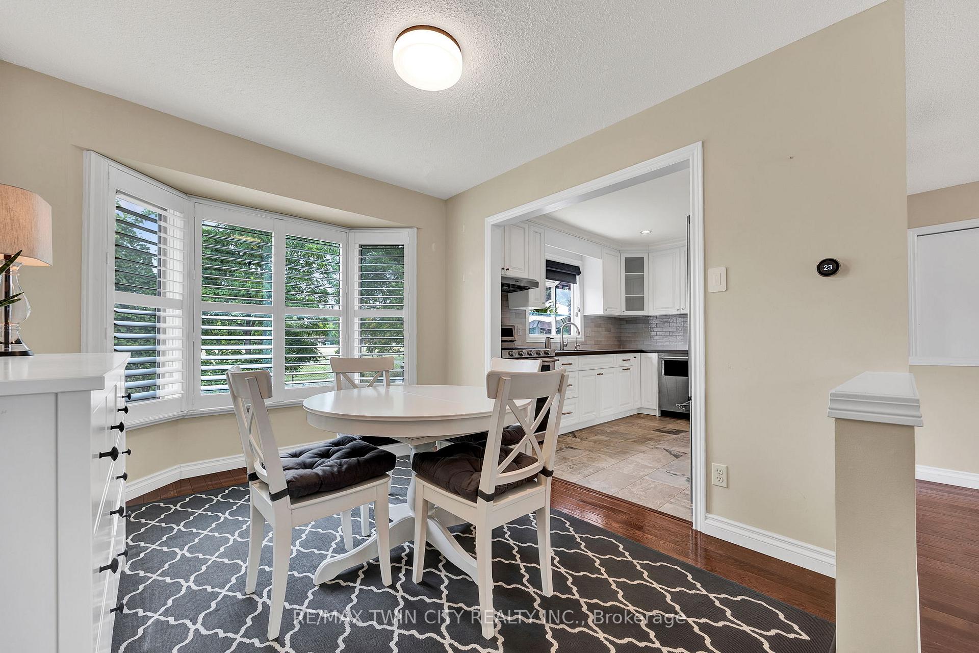 Photo 8 of 148 Candlewood Crescent, Waterloo — HOMEH