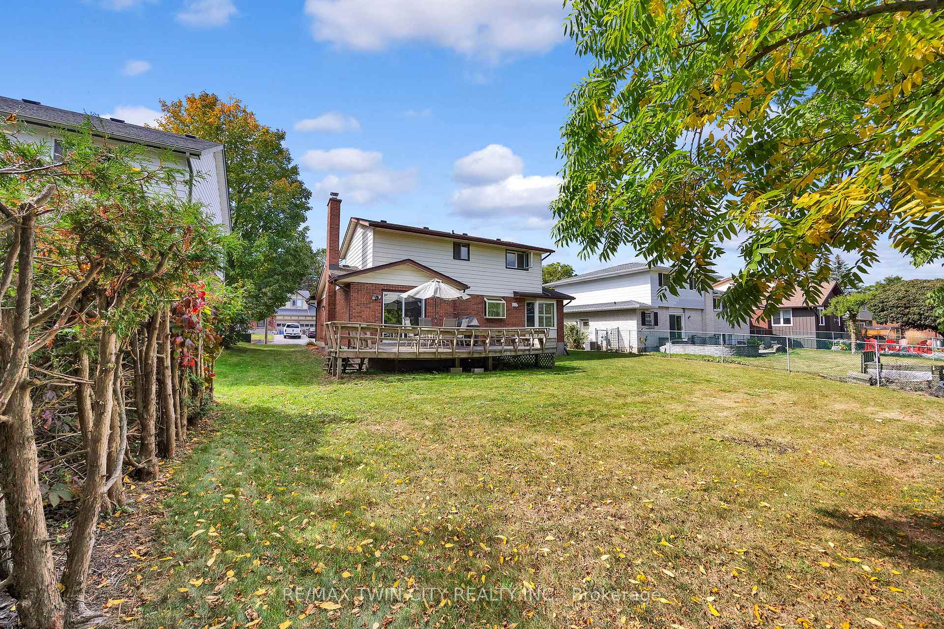 Photo 23 of 148 Candlewood Crescent, Waterloo — HOMEH