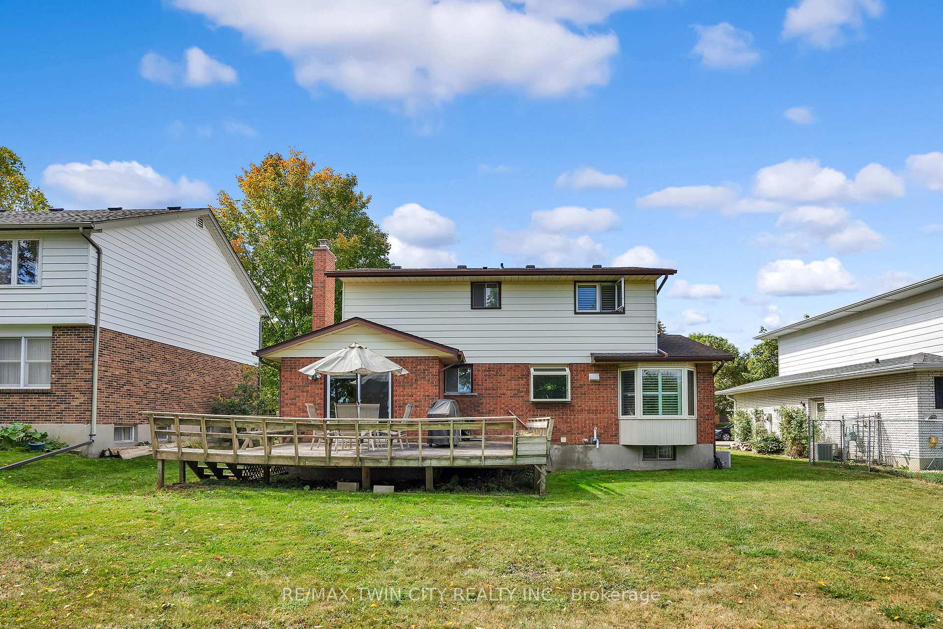 Photo 24 of 148 Candlewood Crescent, Waterloo — HOMEH