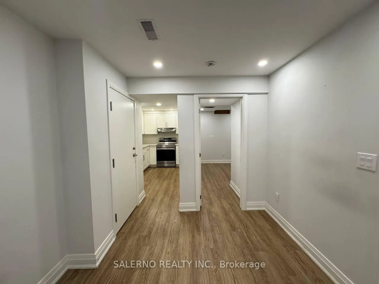 Photo 1 of Unit Lower, 84 Venice Gate Drive, Vaughan, Vellore Village — HOMEH