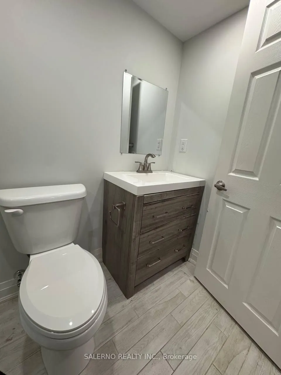 Photo 13 of Unit Lower, 84 Venice Gate Drive, Vaughan, Vellore Village — HOMEH