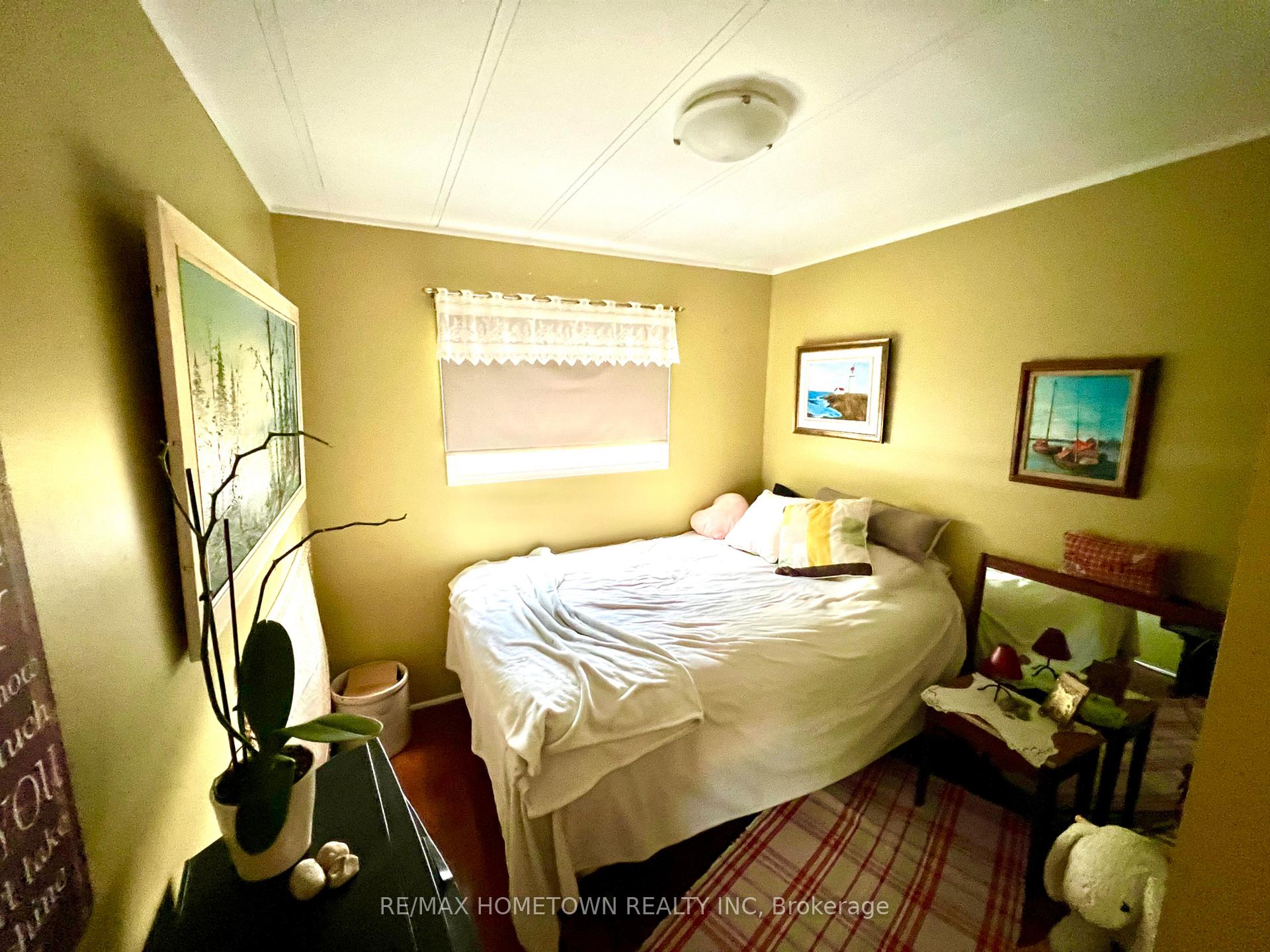Photo 8 of 212 Knight Avenue, Augusta, Augusta Twp — HOMEH