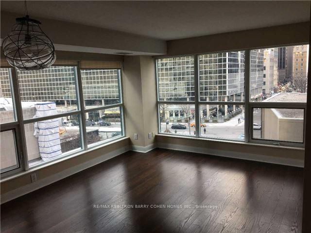 Photo 6 of Unit 607, 1 Scott St, Toronto, Waterfront Communities — HOMEH