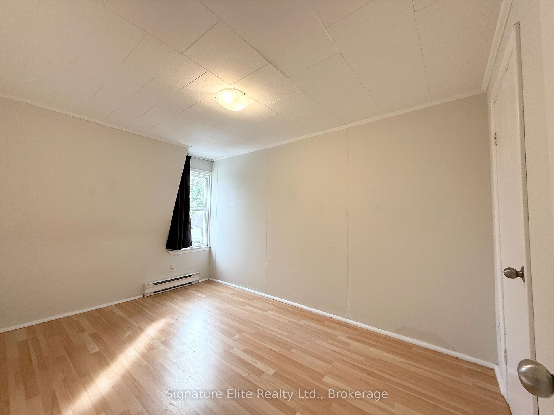 Photo 7 of Unit 2, 435 Mcalpine Avenue N, Welland, Welland Downtown — HOMEH