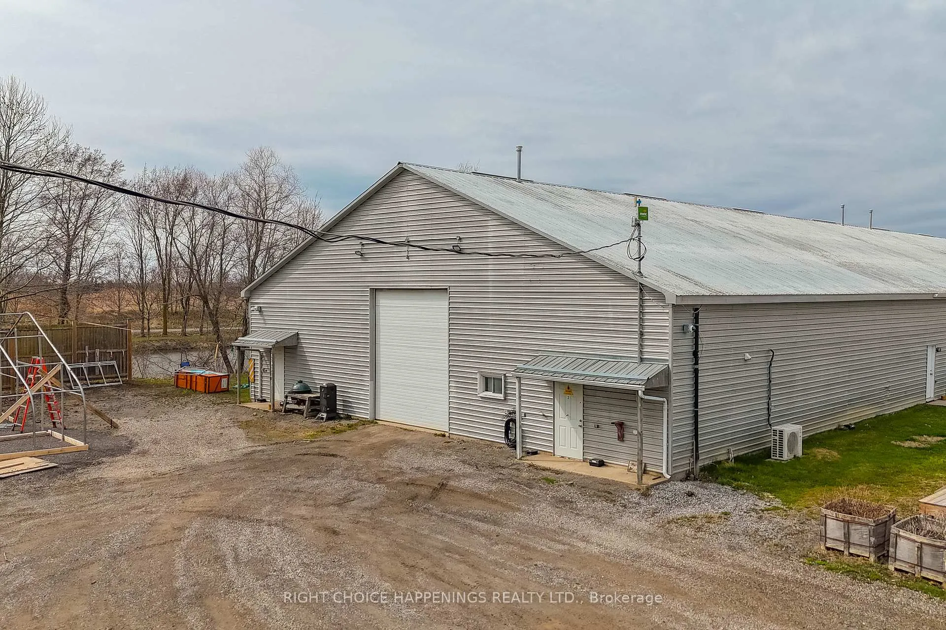 Photo 2 of 40828 Forks Road, Wainfleet, Marshville/Winger — HOMEH