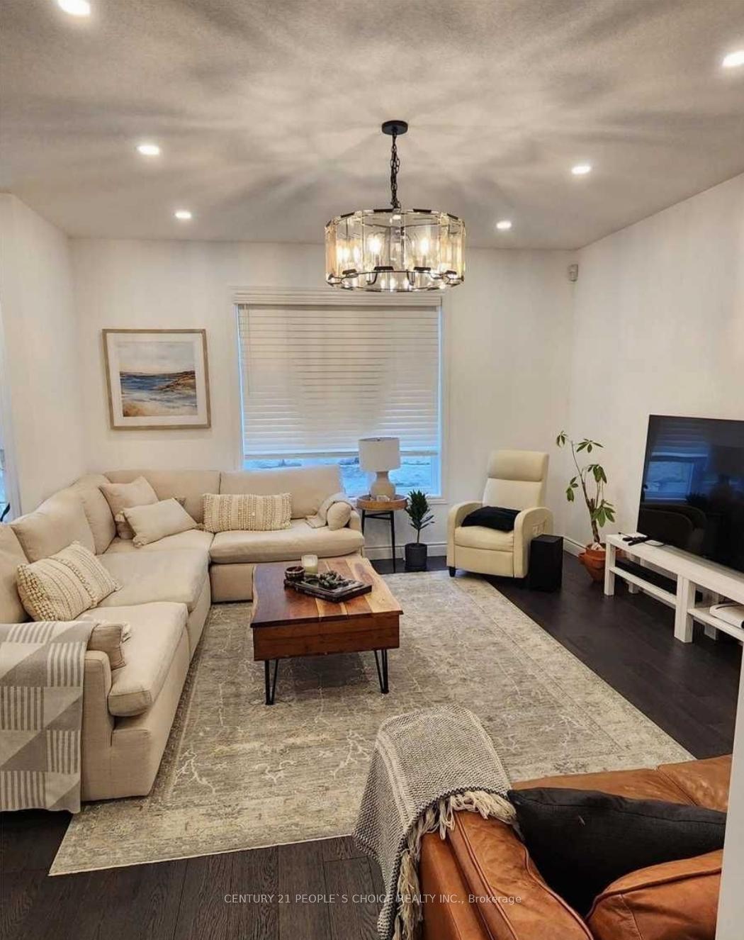 Photo 8 of Unit Upper, 456 Twinleaf Street, Waterloo, Columbia Forest/Clair Hills — HOMEH