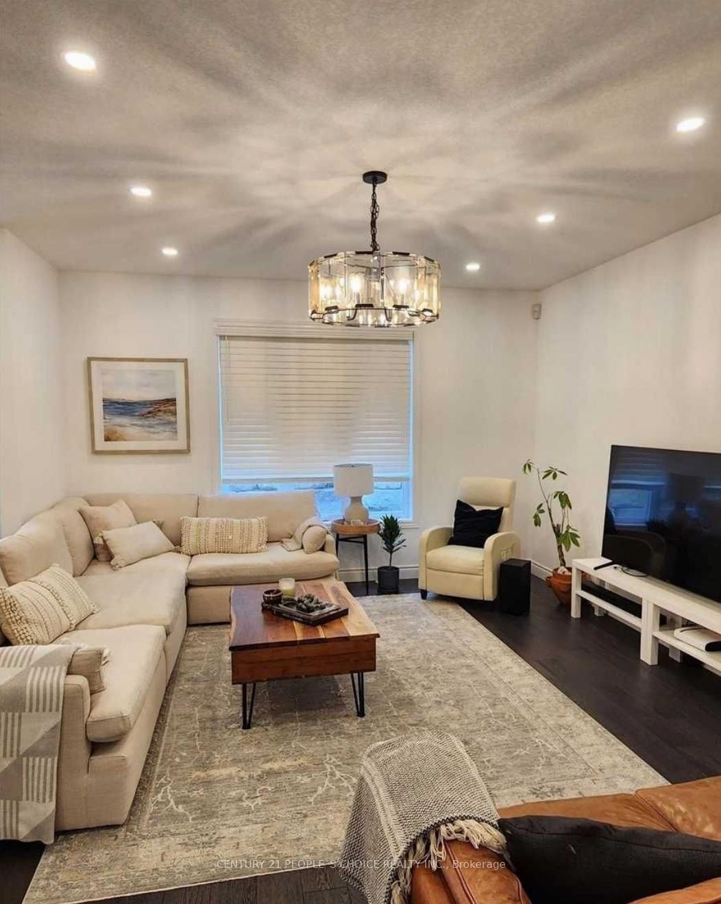 Photo 9 of Unit Upper, 456 Twinleaf Street, Waterloo, Columbia Forest/Clair Hills — HOMEH