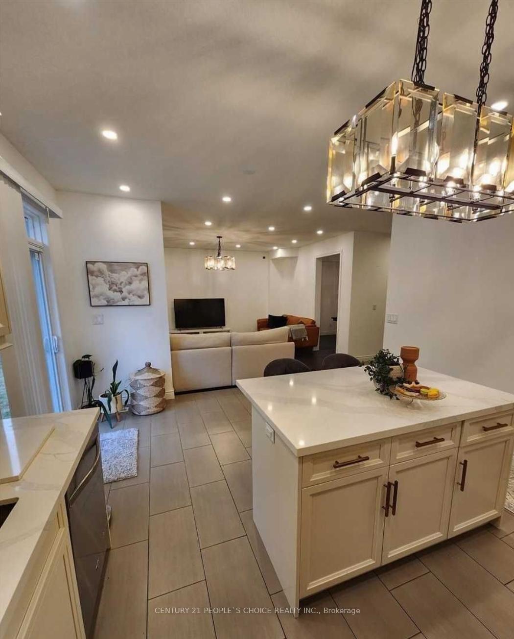 Photo 12 of Unit Upper, 456 Twinleaf Street, Waterloo, Columbia Forest/Clair Hills — HOMEH