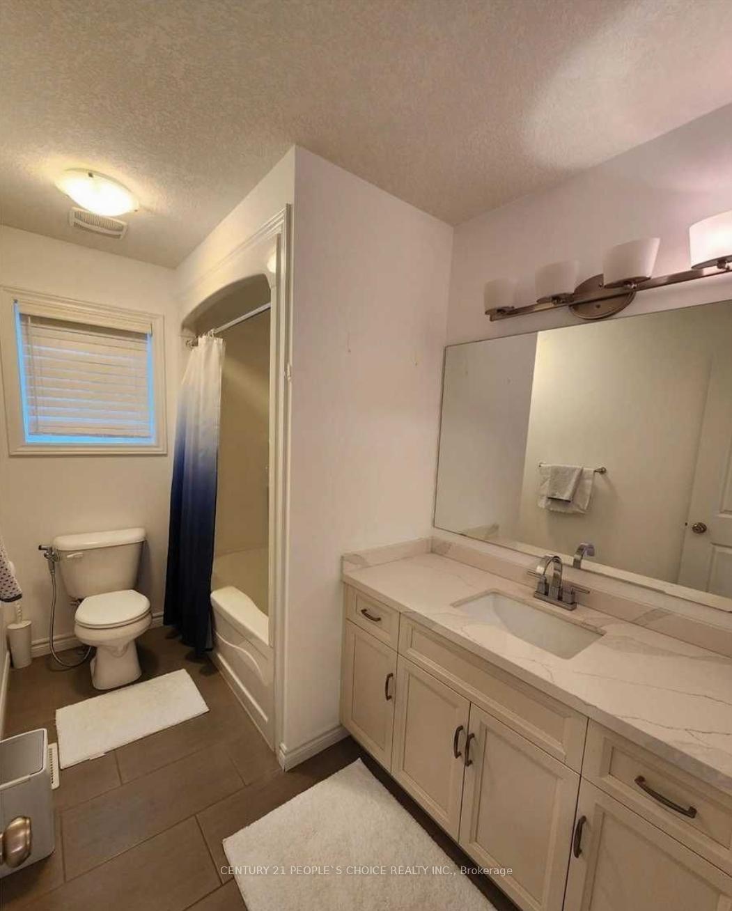 Photo 27 of Unit Upper, 456 Twinleaf Street, Waterloo, Columbia Forest/Clair Hills — HOMEH