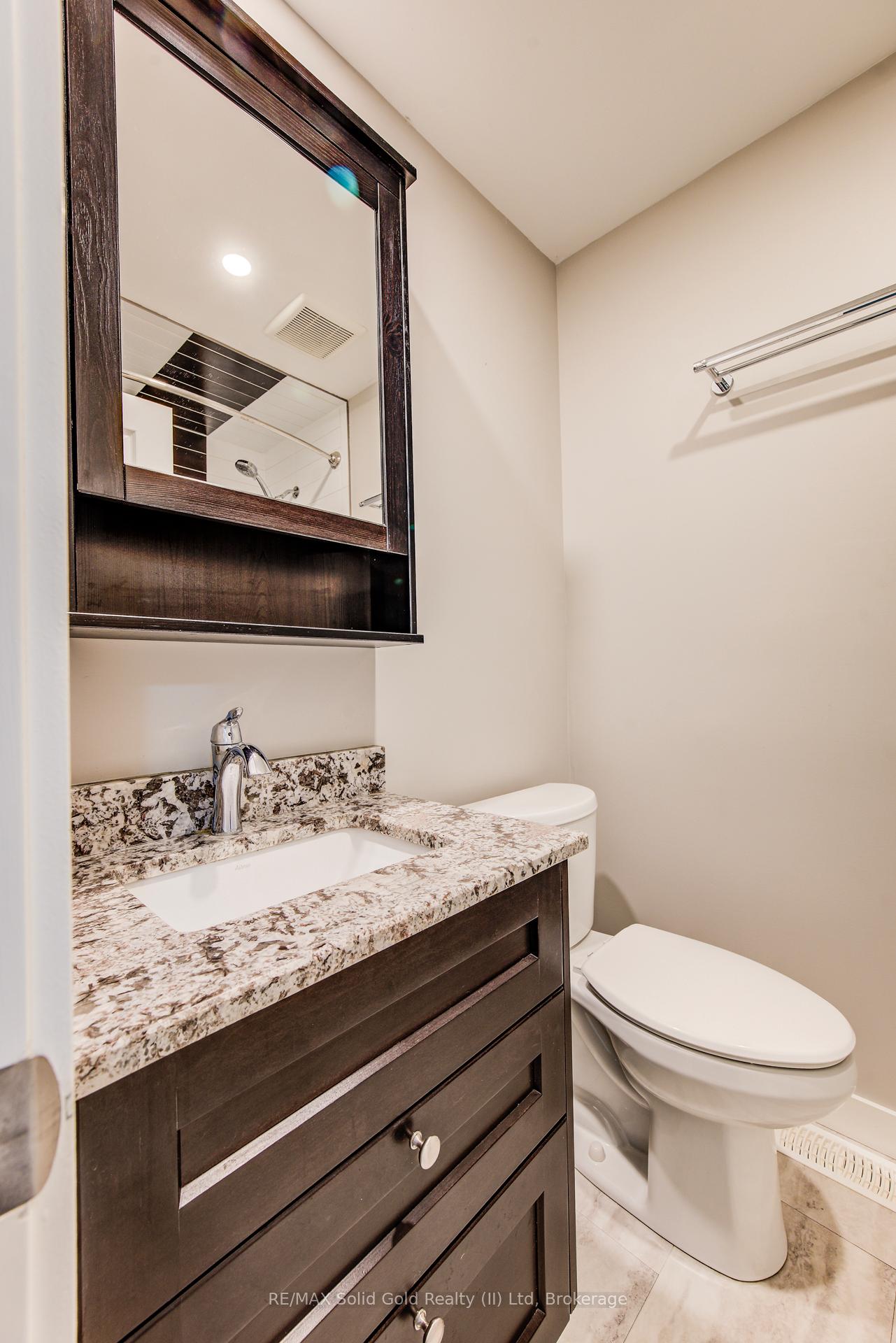 Photo 19 of 558 Sprucehill Avenue, Waterloo — HOMEH