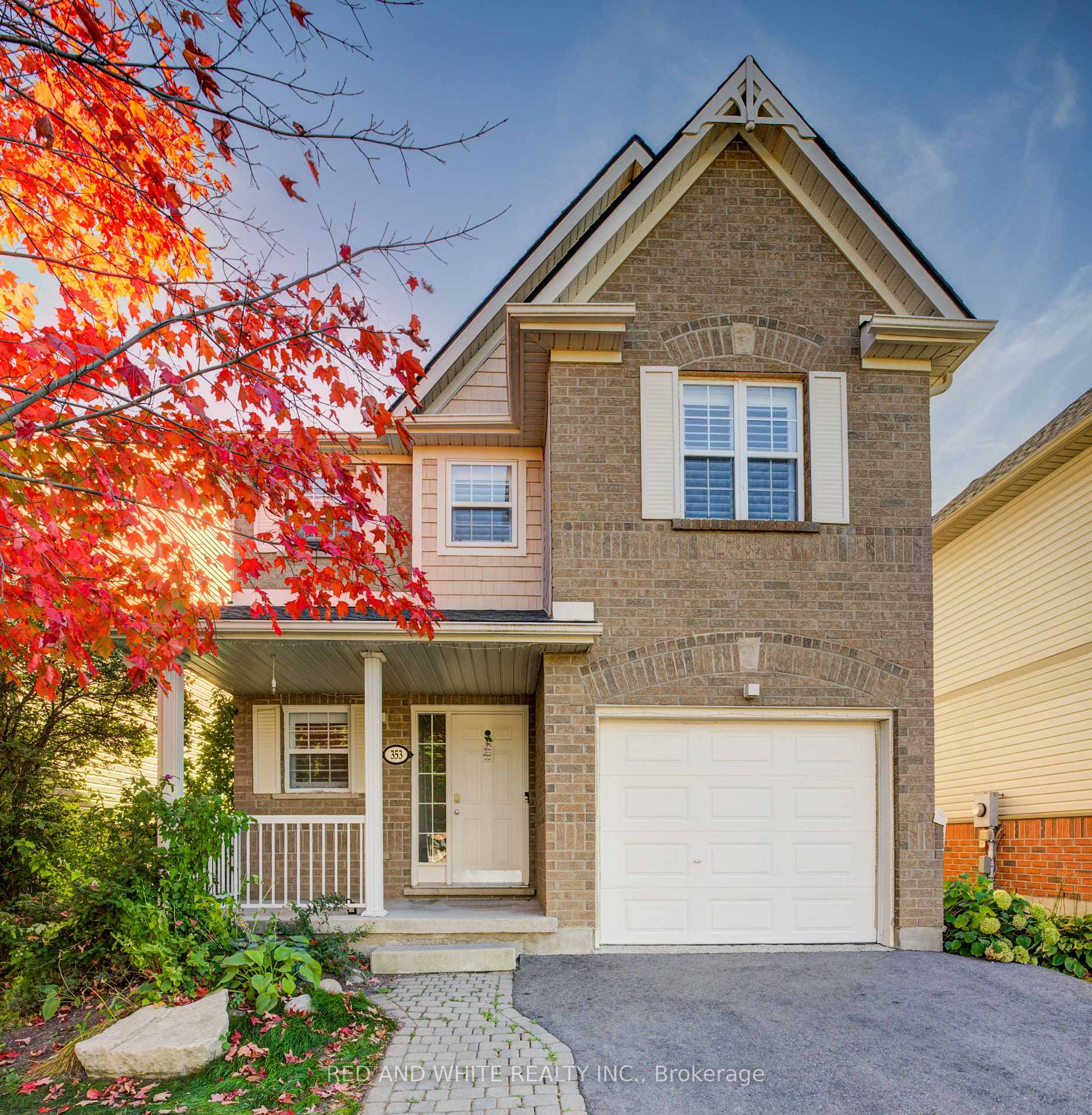 Photo 1 of 353 Sauve Crescent, Waterloo, Clair Hills — HOMEH
