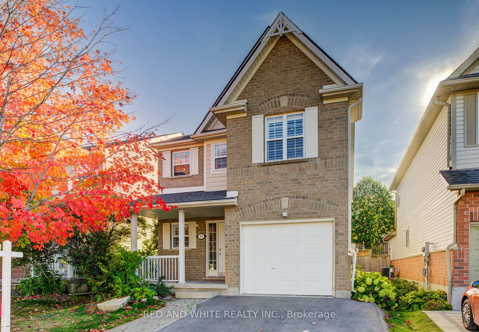 Photo 5 of 353 Sauve Crescent, Waterloo, Clair Hills — HOMEH