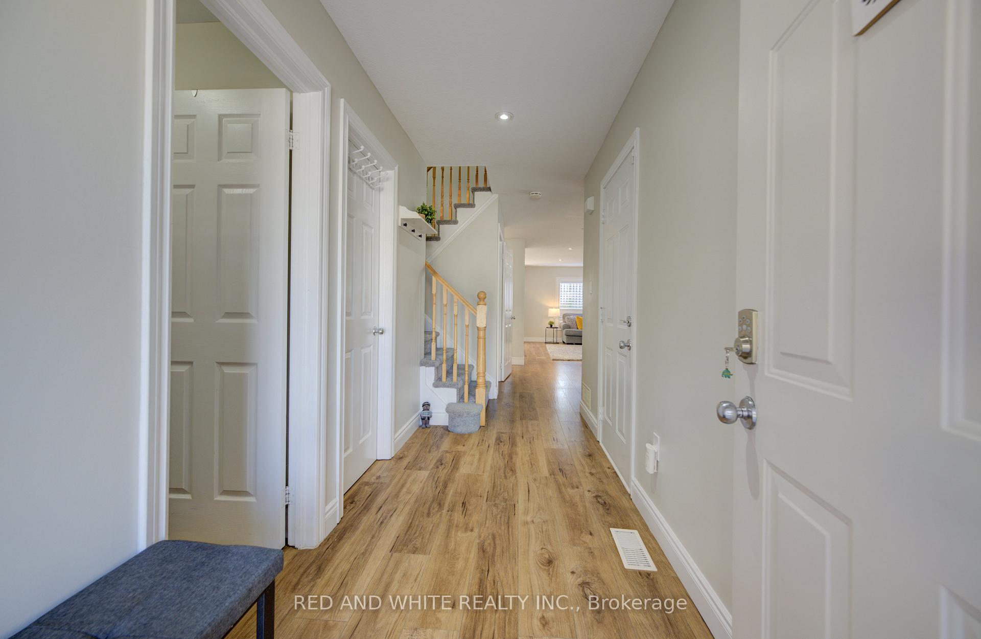 Photo 6 of 353 Sauve Crescent, Waterloo, Clair Hills — HOMEH